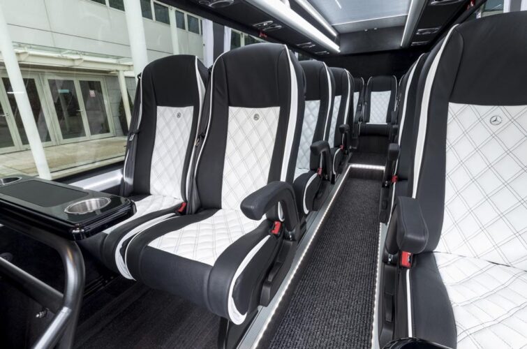UK private minibus hire,